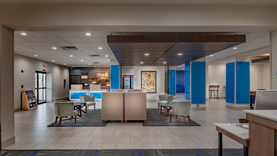 Holiday Inn Express & Suites N Waco Area - West by IHG