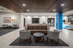 Exterior - Holiday Inn Express & Suites N Waco Area - West by IHG (West)