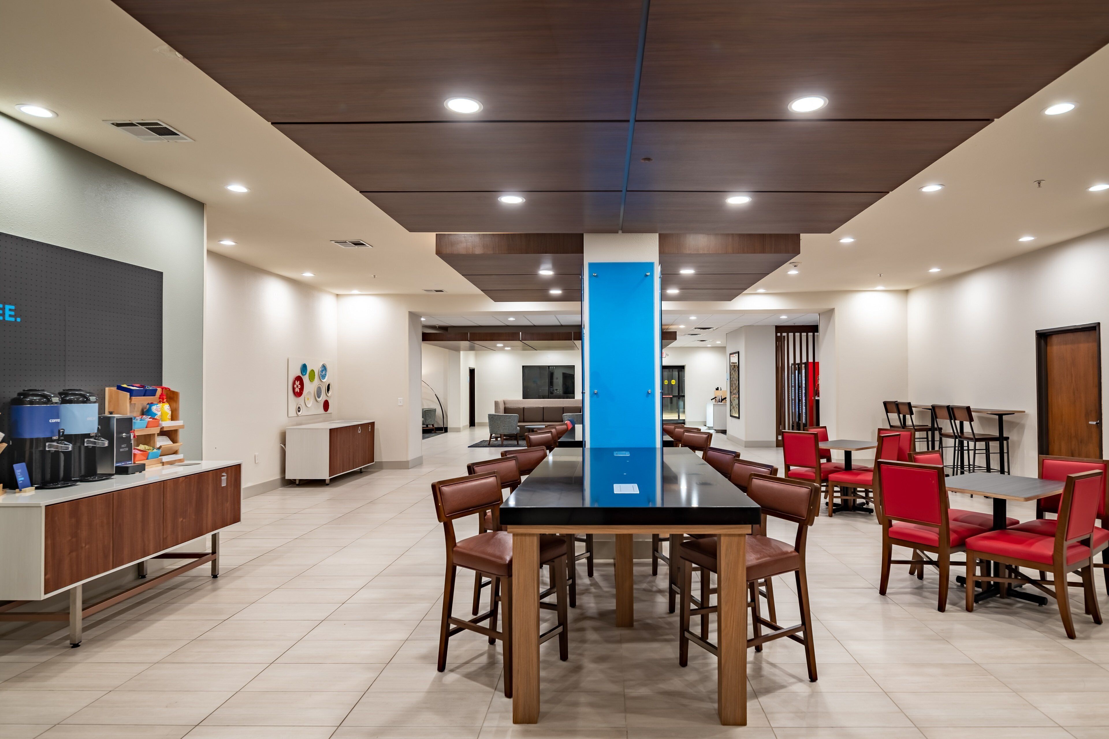 Free daily full breakfast 