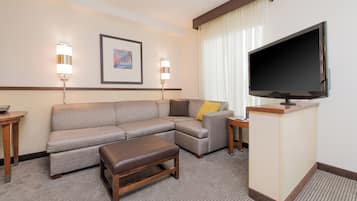 Room, 1 King Bed with Sofa bed (High Floor) | Premium bedding, pillowtop beds, in-room safe, desk