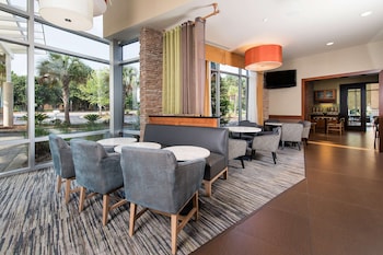 Hotel entrance and lobby at Hyatt Place Charleston Airport/Convention Center