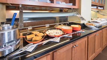 Desayuno buffet incluido todos los días