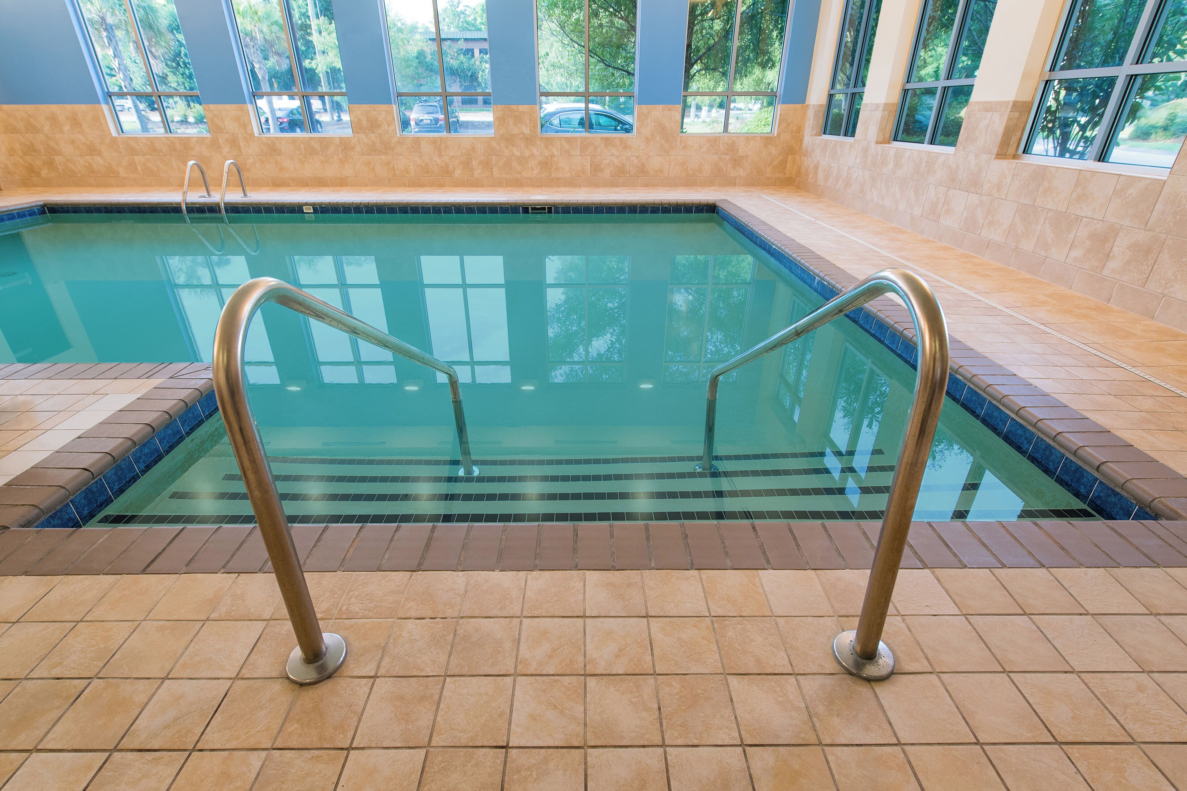 indoor pool, pool loungers