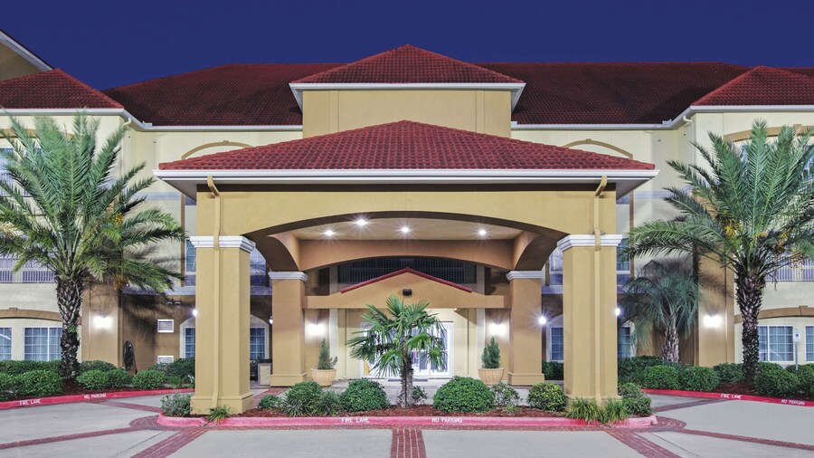 La Quinta Inn & Suites by Wyndham Bay City