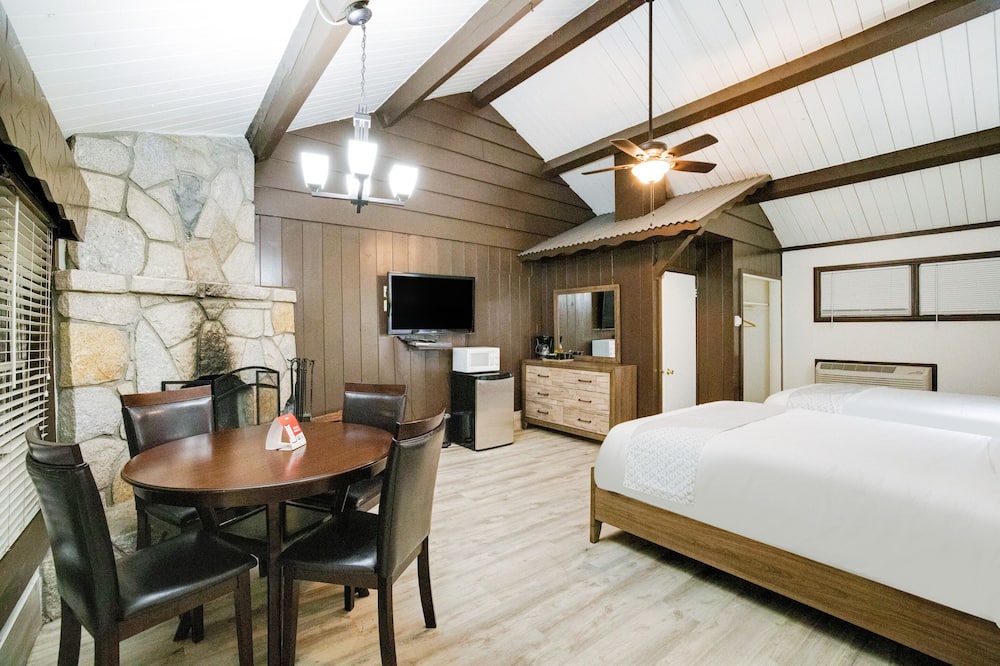 Arrowhead Tree Top Lodge