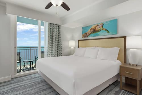 1 bedroom, in-room safe, iron/ironing board, free WiFi