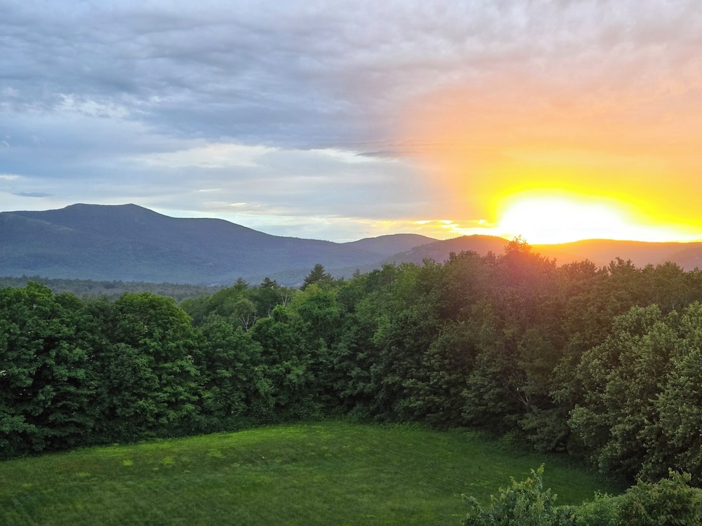 North Conway Mountain Inn by null