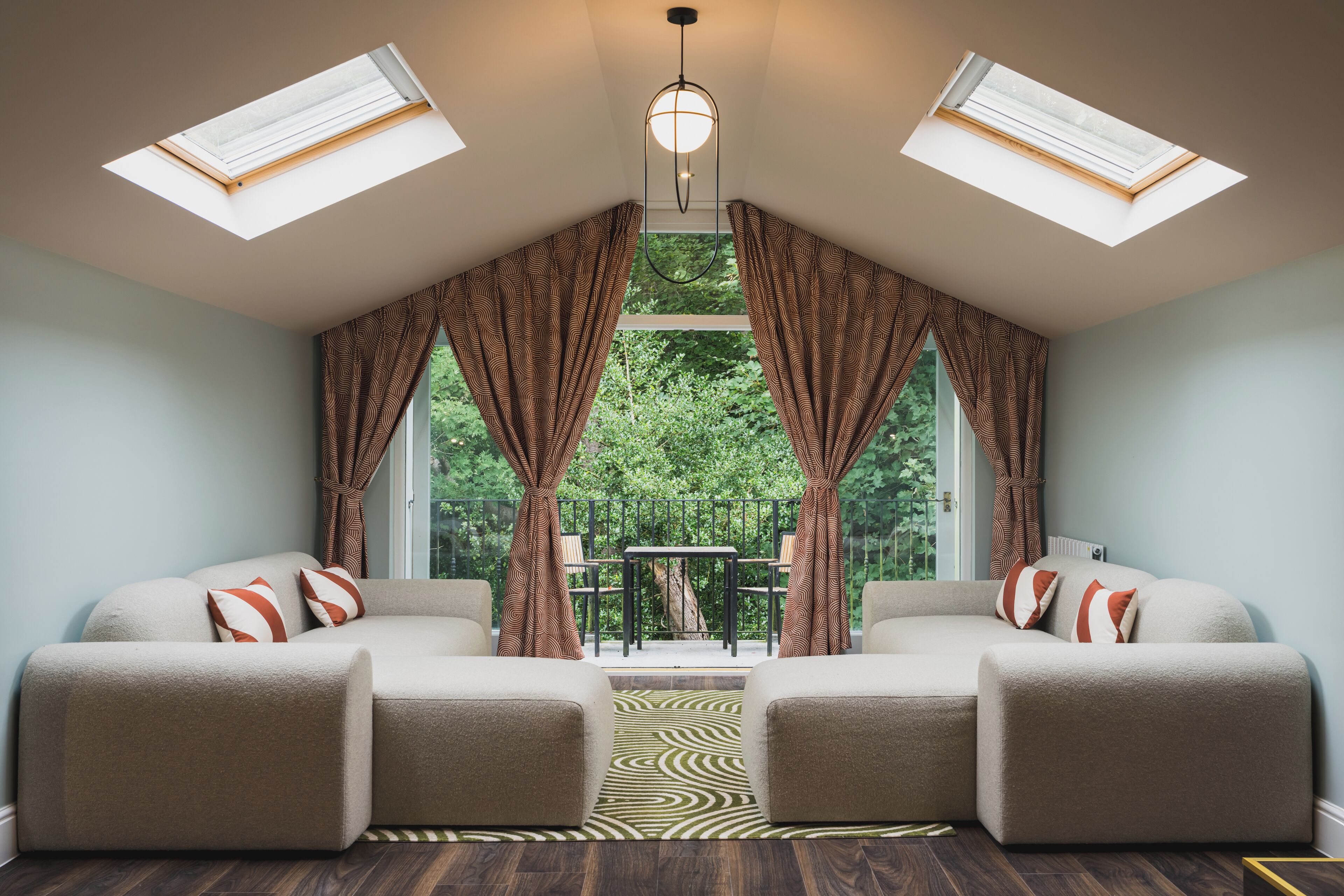 Premier Suite | Premium bedding, individually decorated, free WiFi, bed sheets