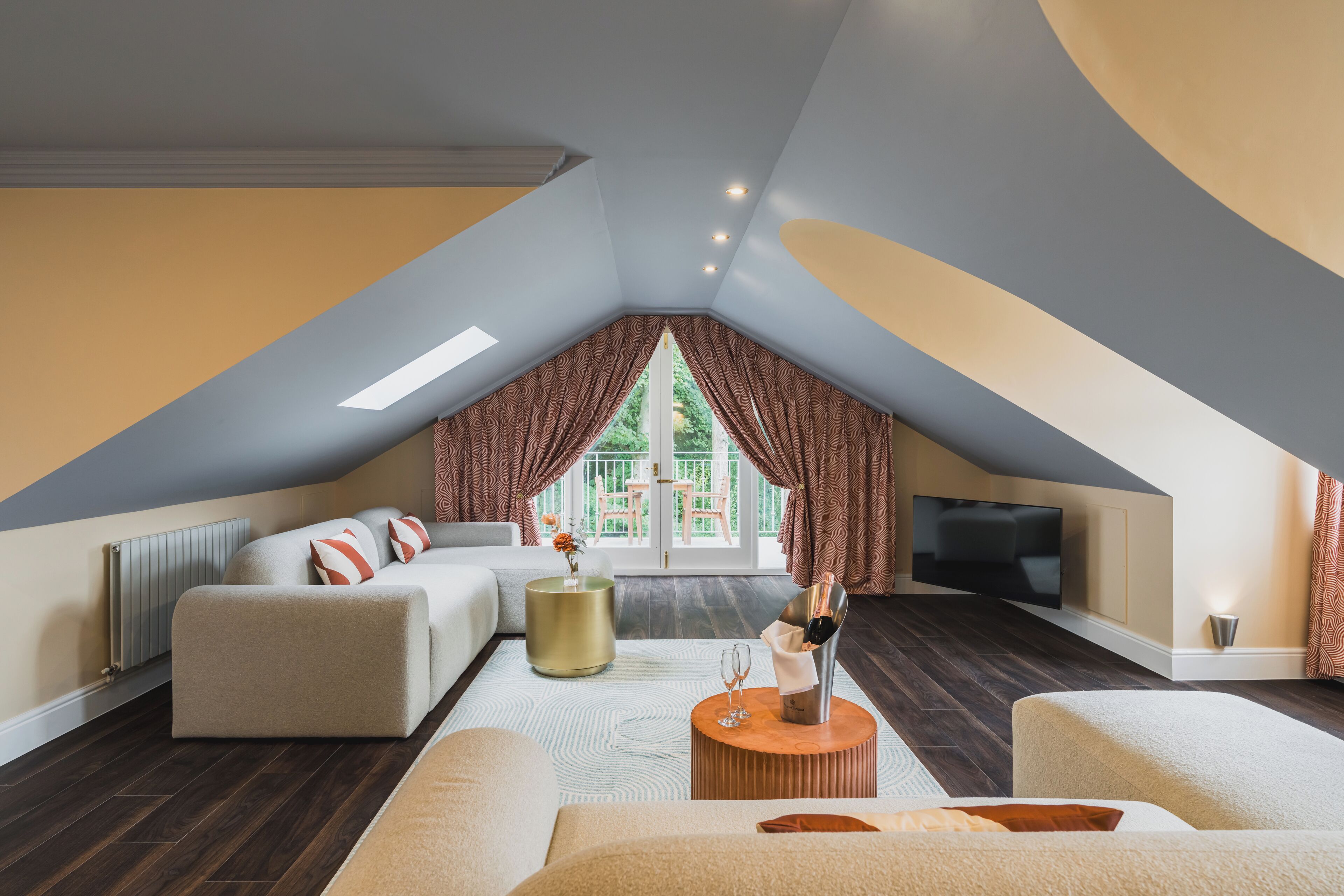 penthouse | living area | flat-screen tv