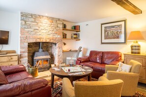 Family Cottage, 3 Bedrooms (Swan Cottage)