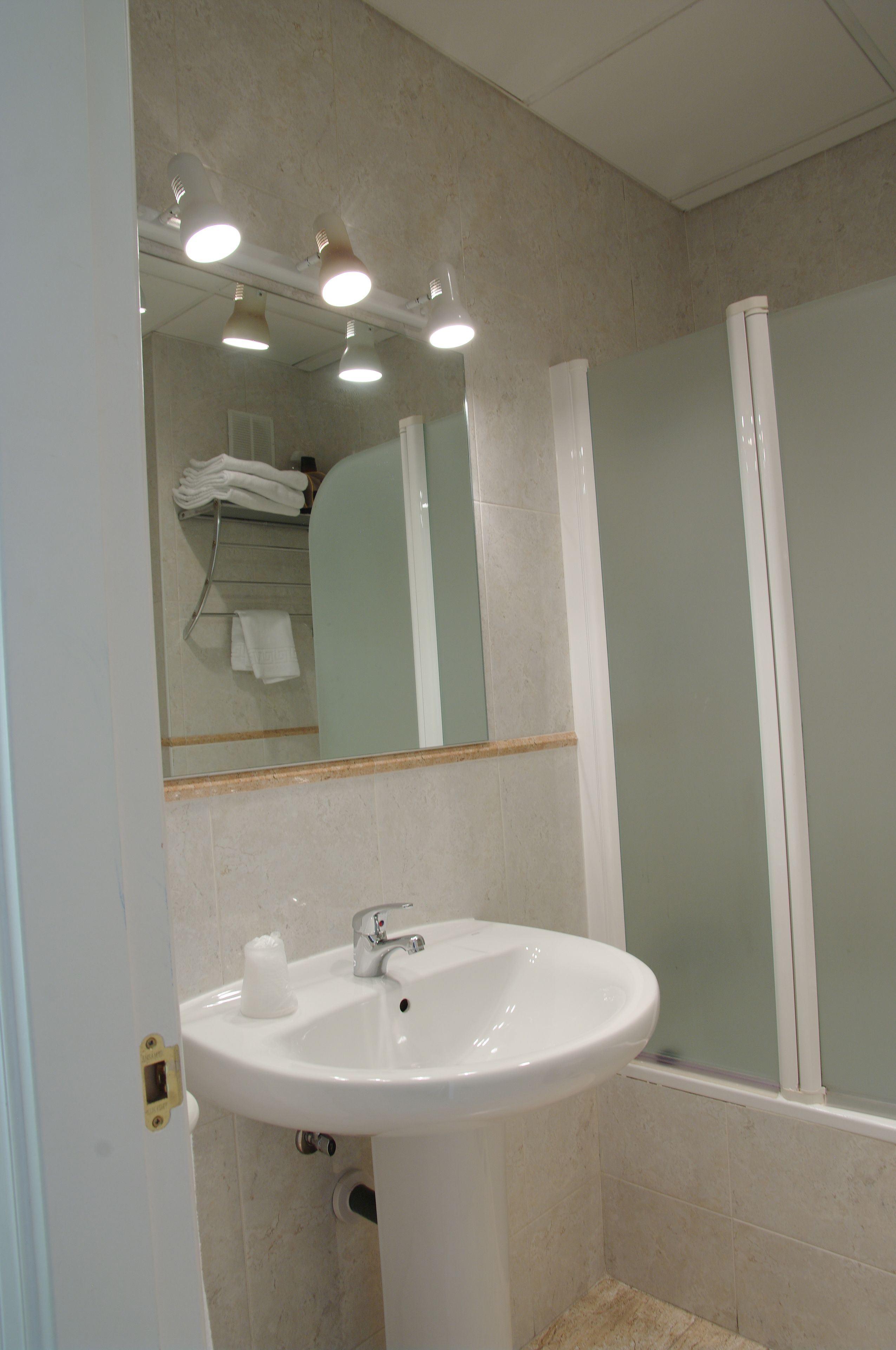 Foto - Hotel Barajas Plaza