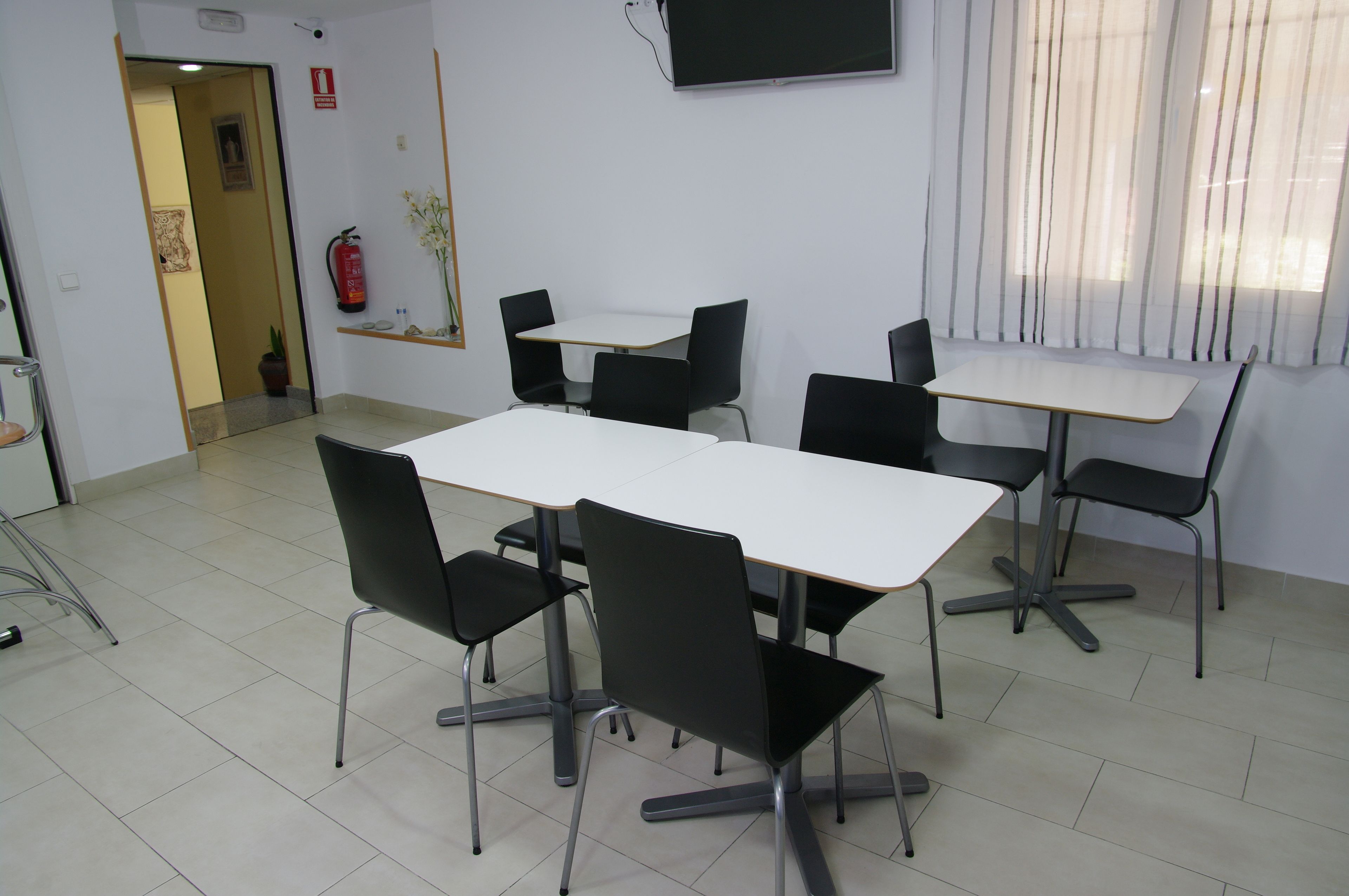 daily continental breakfast (eur 4.50 per person)