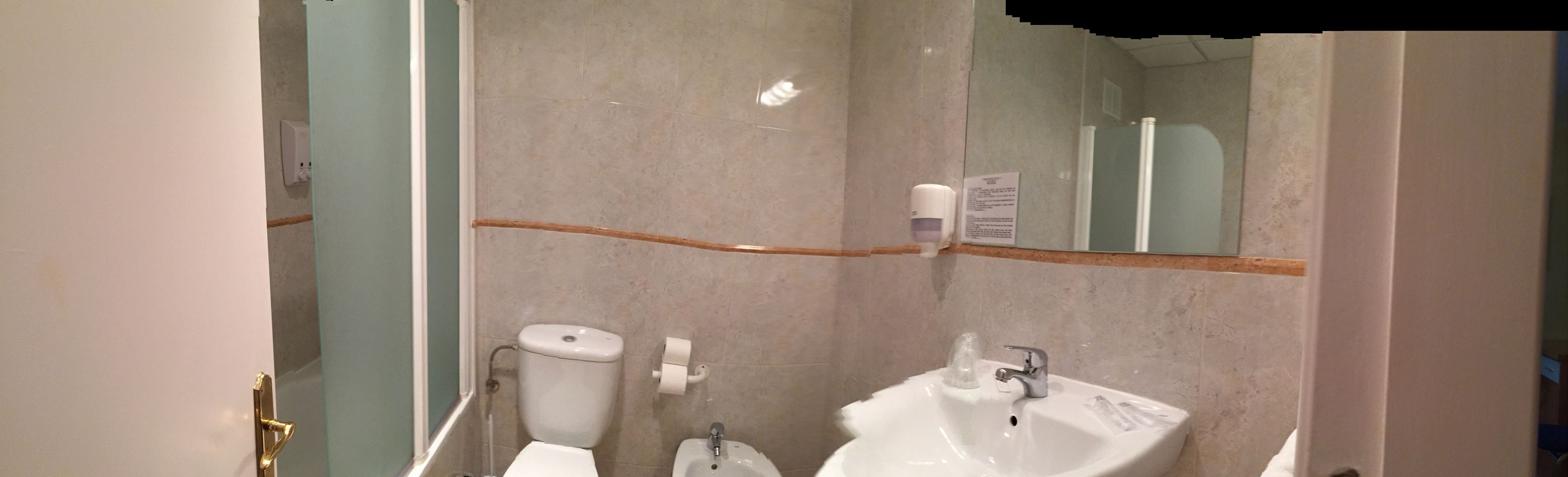 standard room, 2 single beds | bathroom | hair dryer, towels