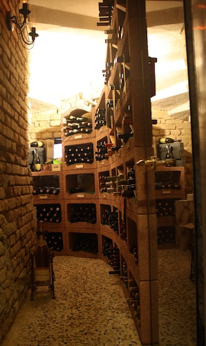 Tasting room - Hotel-Restaurant Marienhof (Sankt Andrae-Woerdern)