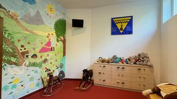 Innen-Kinderspielplatz