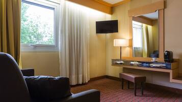 家庭客房 | 書桌、筆電工作空間、隔音、免費無線上網