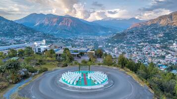 Espace banquet en plein air