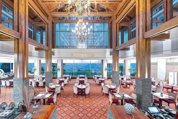 3 restaurants, breakfast, lunch served; local and international cuisine