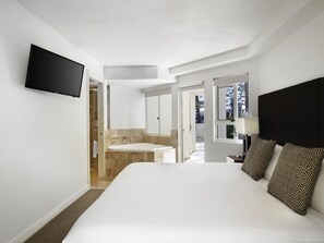 Room, 3 Bedrooms
