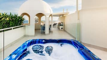 Iron/ironing board, cribs/infant beds, WiFi, bed sheets