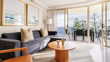 Iron/ironing board, cots/infant beds, WiFi, bed sheets