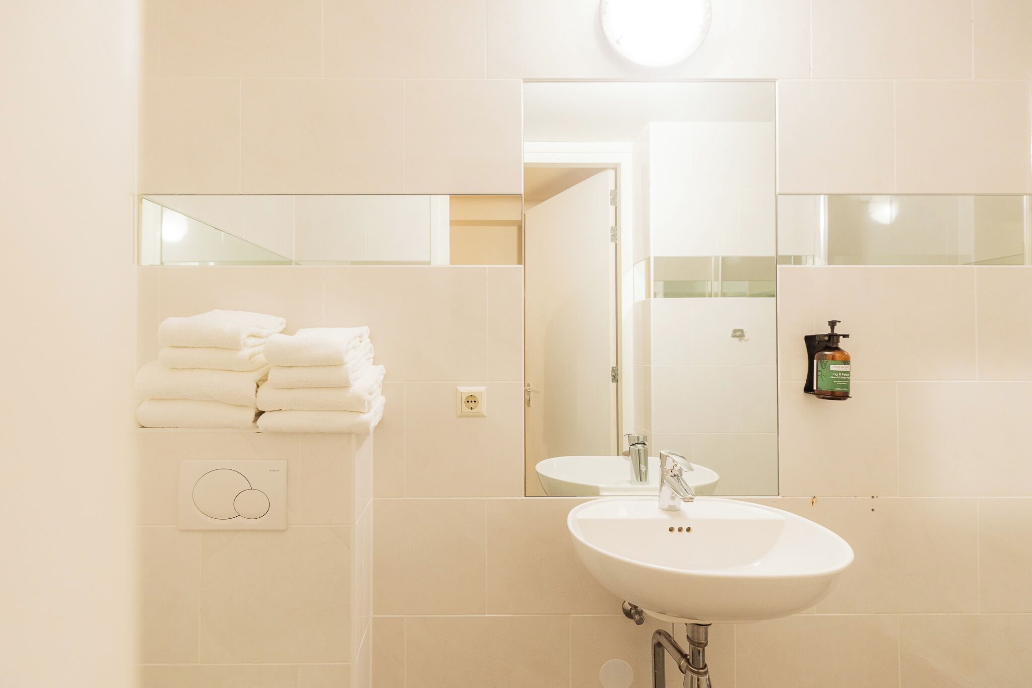 family room | individually furnished, desk, laptop workspace, cots/infant beds