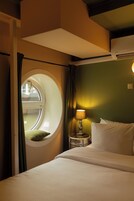 Chambre Familiale | Ameublement personnalisé, bureau