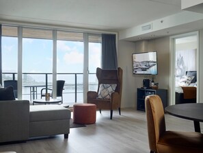 Minibar, Schreibtisch, kostenloses WLAN