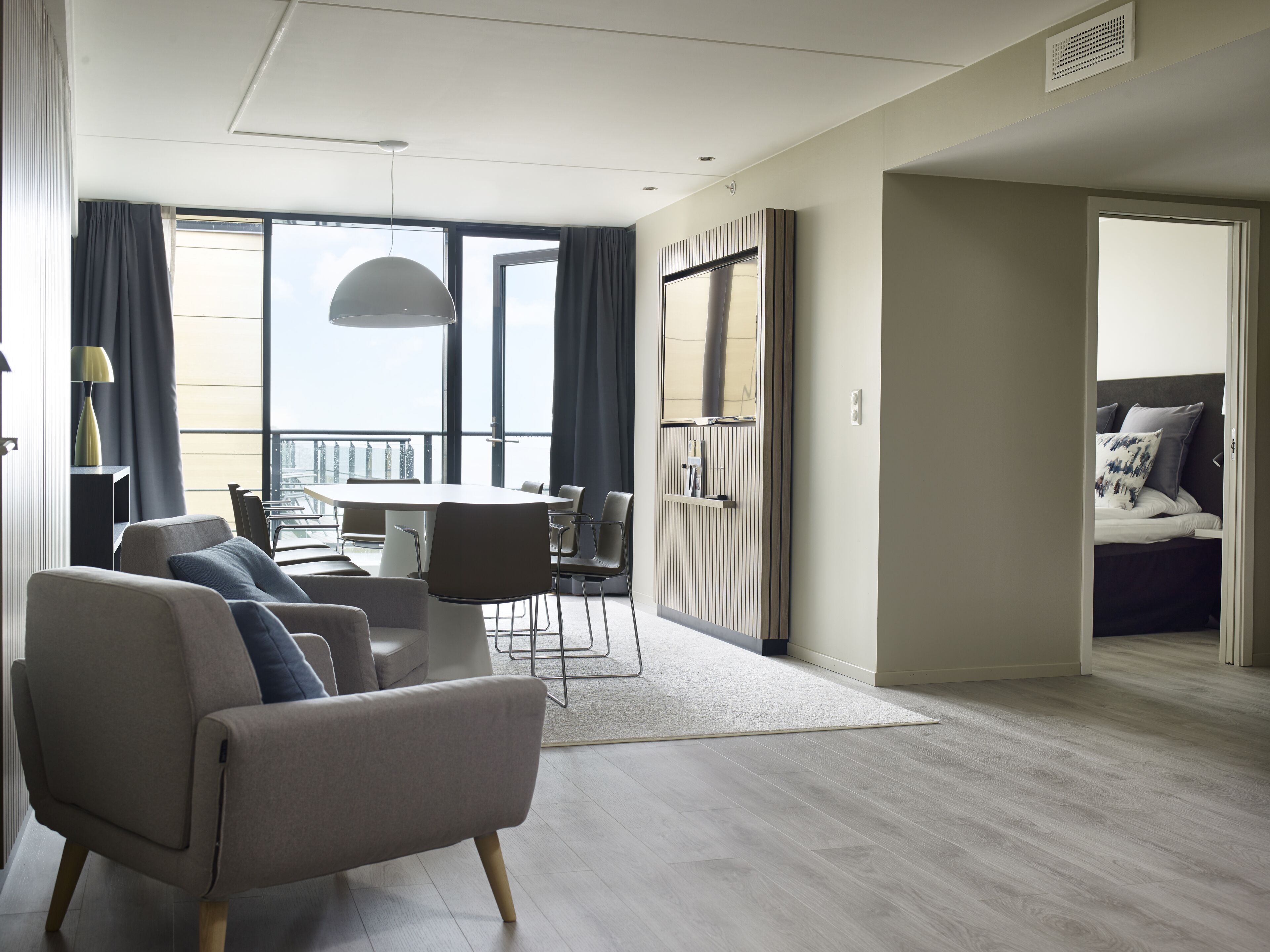 superior suite, 1 double bed, ocean view (conference suite with double bed) | minibar, desk, free wifi