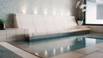 Couples treatment room(s), sauna, hot tub, hot springs/mineral springs