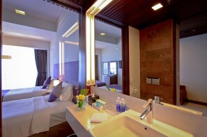 1 bedroom, minibar, in-room safe, individually decorated - Novotel Nha Trang (Nha Trang)