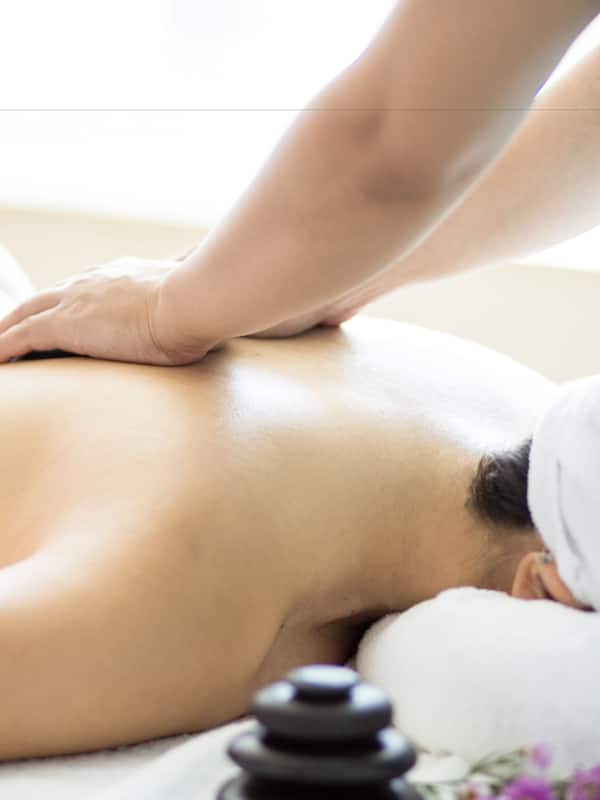 Phòng trị liệu đôi, trị liệu toàn thân, massage đá nóng