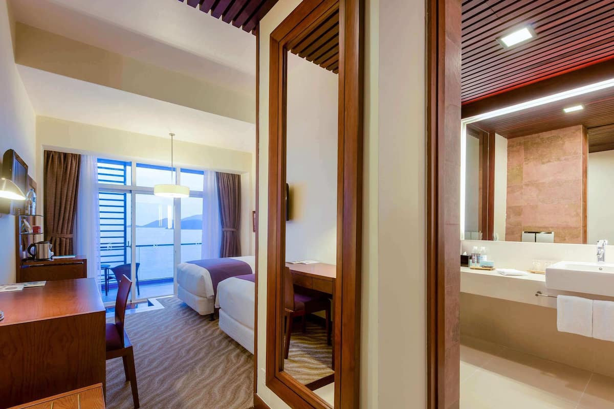 1 bedroom, minibar, in-room safe, individually decorated