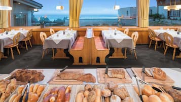 Tägliches inbegriffenes Frühstücksbuffet