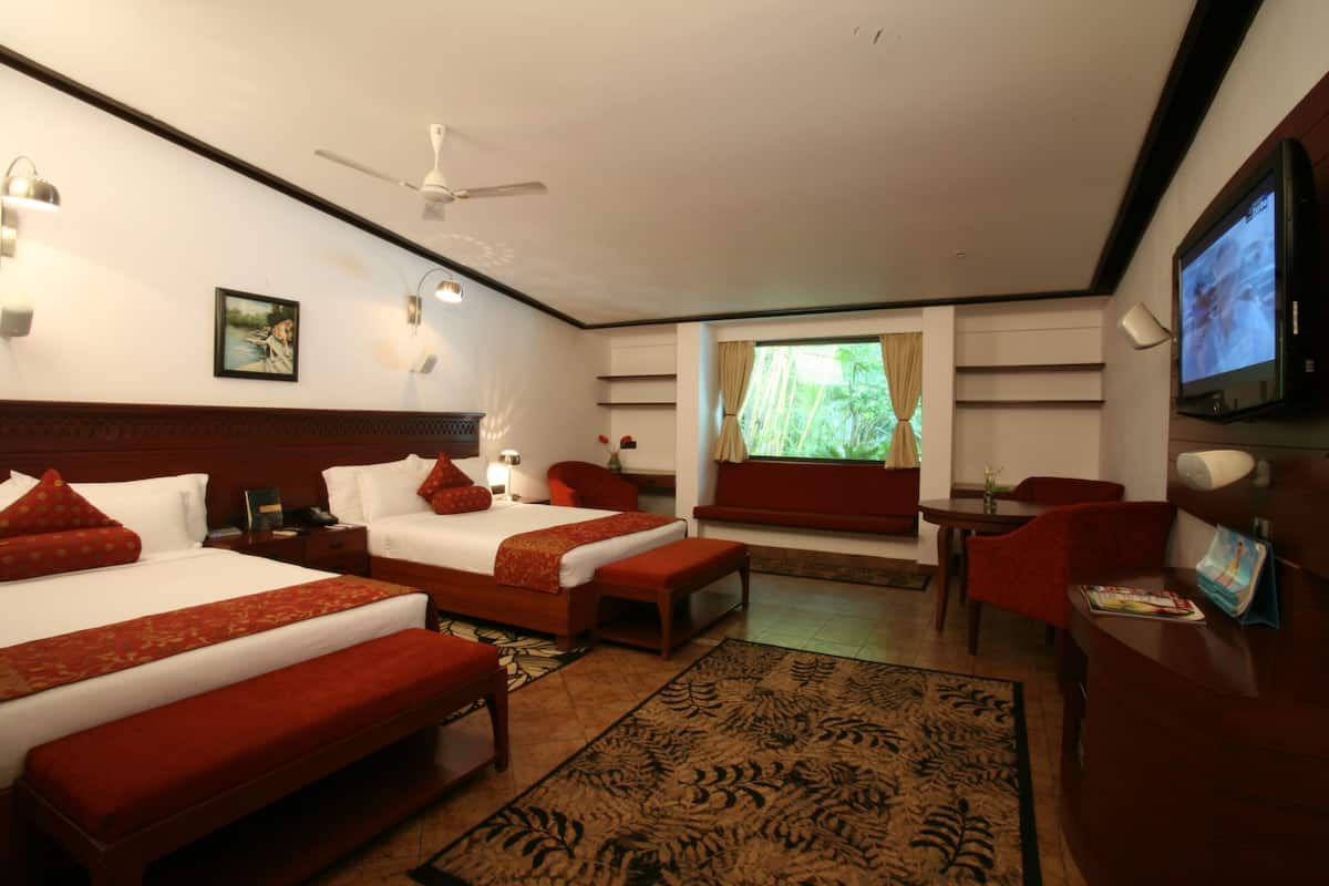 In-room safe, iron/ironing board, bed sheets