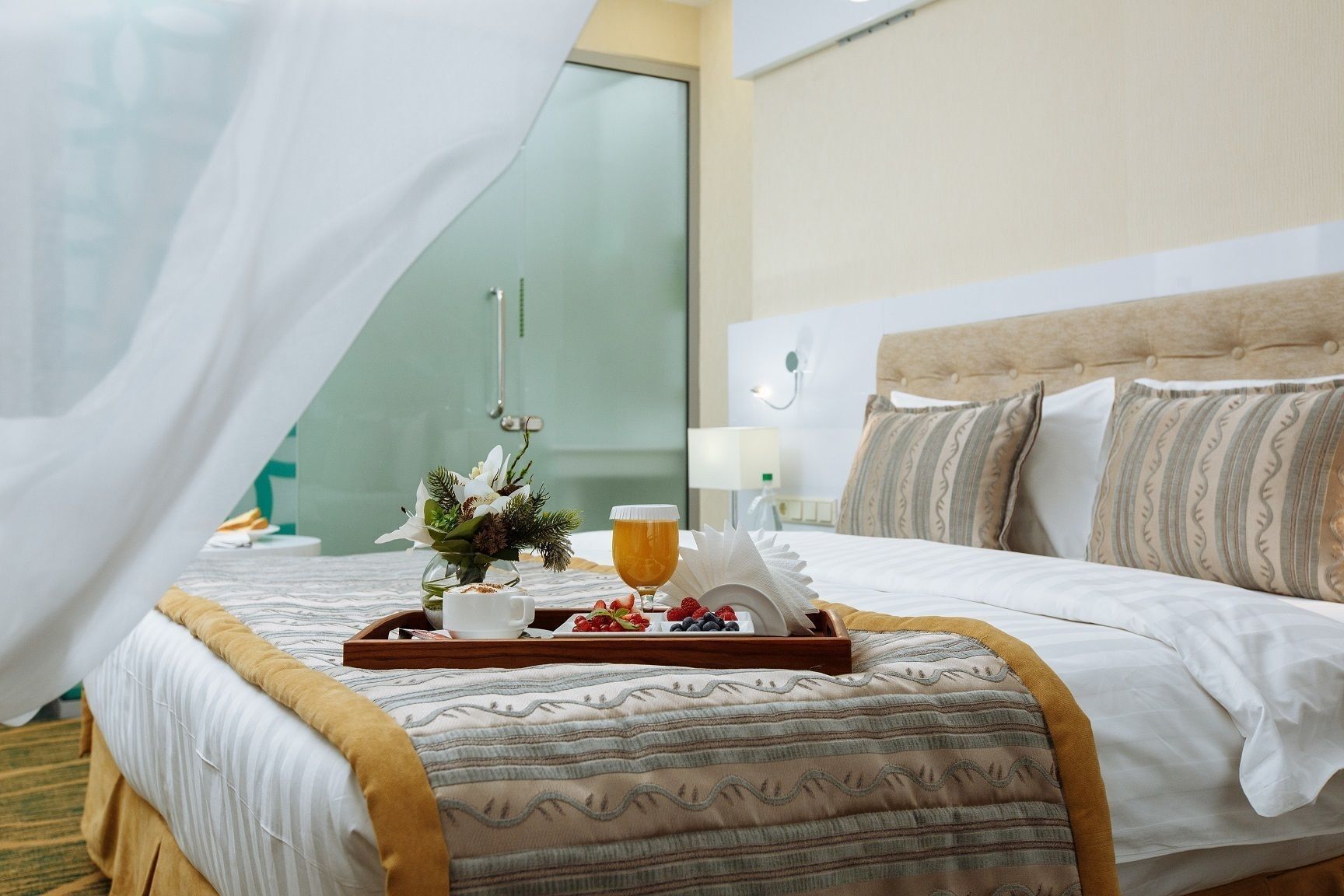 Premium bedding, minibar, in-room safe, desk