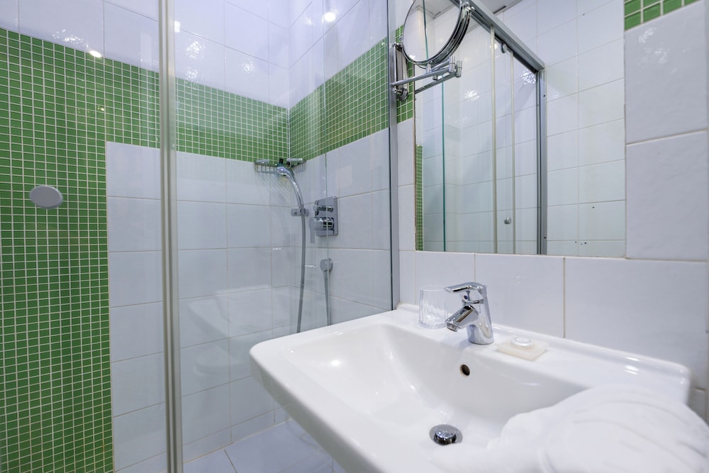 Hotel Kazzhol Almaty by null