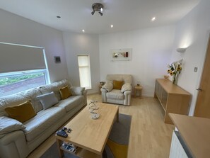 Apartment, Private Bathroom (One Bedroom  (Mulsanne)) | Lounge