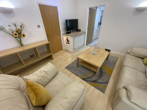 Apartment, Private Bathroom (One Bedroom  (Mulsanne)) | Lounge