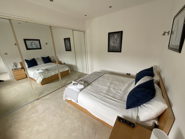 Apartment, Private Bathroom (One Bedroom  (Mulsanne))