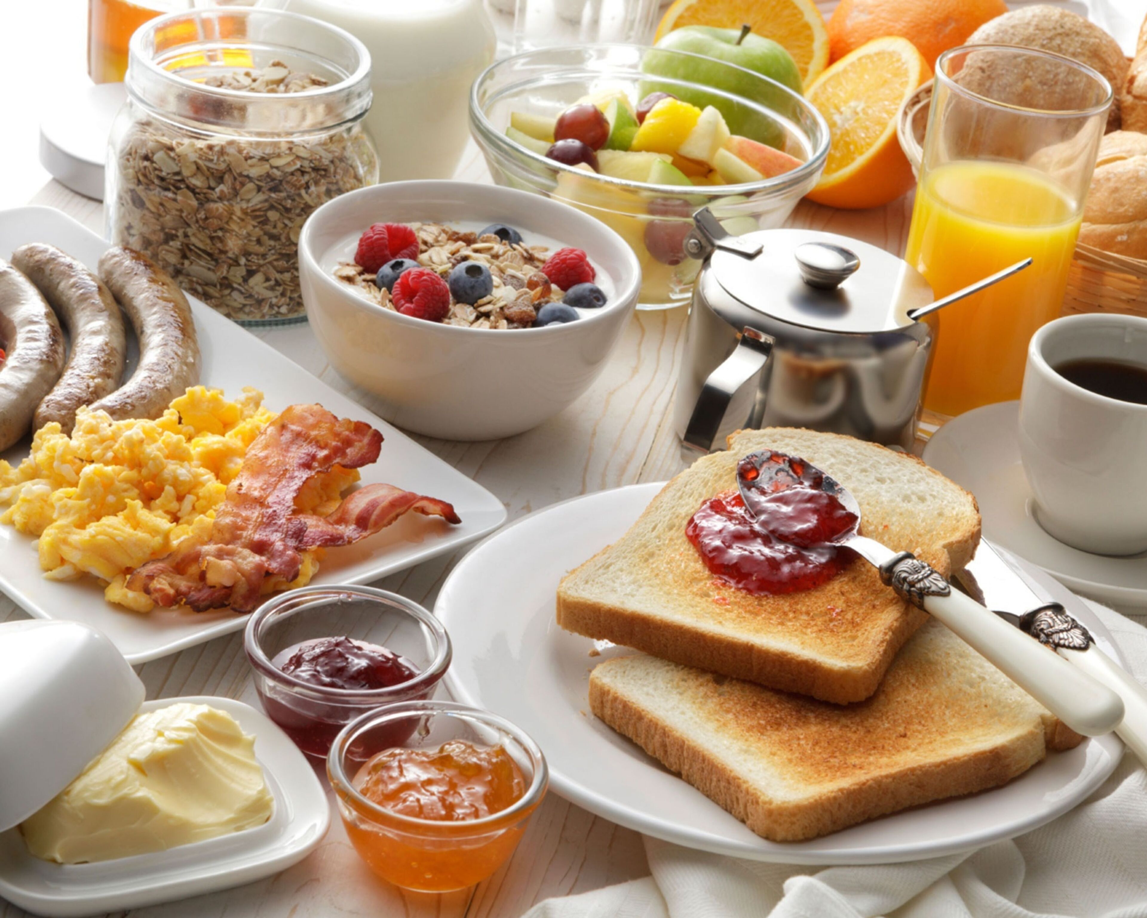 free daily english breakfast