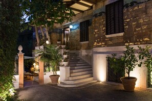 Exterior - Suite Oriani - B&B (Rome)