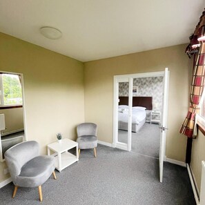 Free WiFi, bed sheets - Kings Knoll Hotel (Oban)