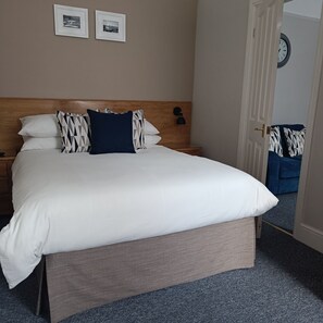 Suite, Ensuite (Double Junior Suite) | 1 bedroom - Powys Lodge (Scarborough)