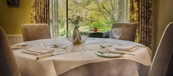 The Tumbling Weir Hotel & Restaurant