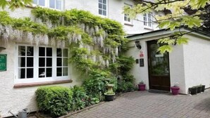 Front of property - The Tumbling Weir Hotel & Restaurant (Ottery St Mary)