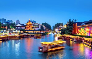 Unclassified image, 4 of 85, button - Holiday Inn Nanjing Aqua City by IHG (Nanjing)