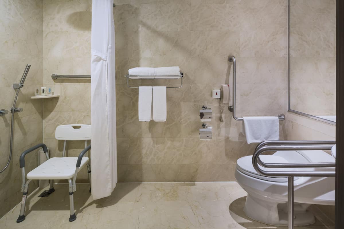 1 bedroom, minibar, in-room safe, desk