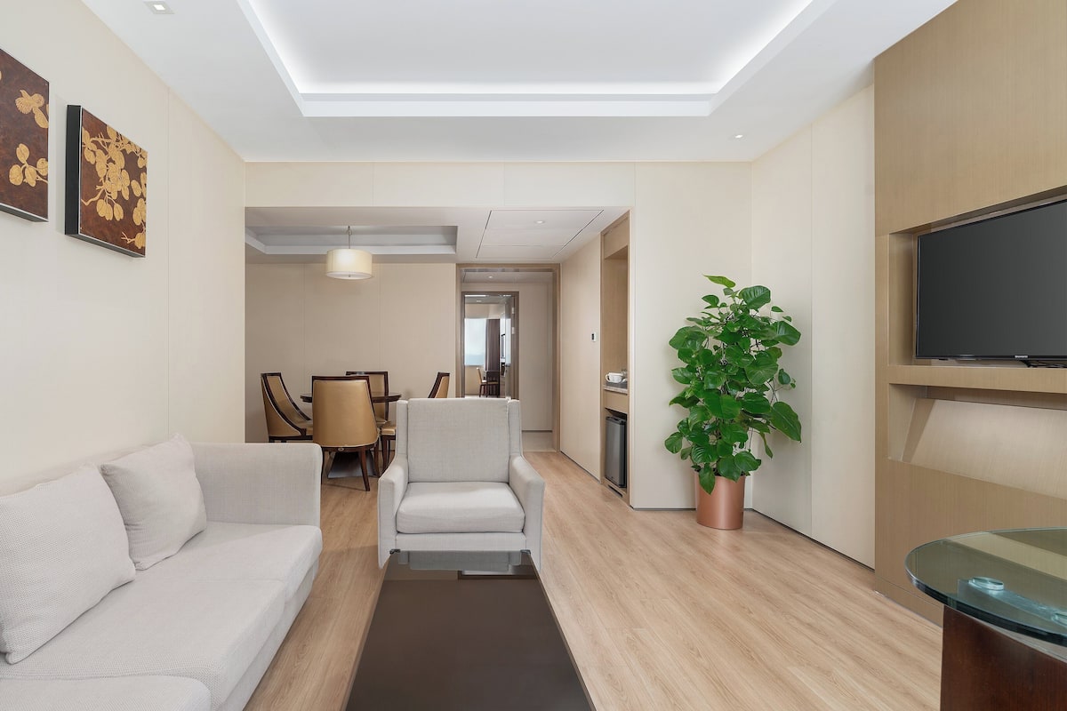 1 habitación, minibar, caja de seguridad en la habitación y escritorio