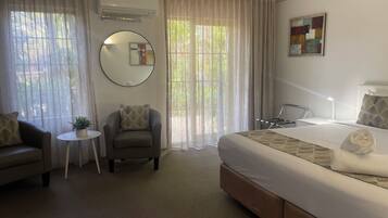 King Room with Garden View
